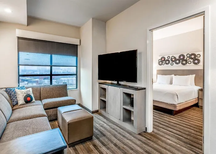 Hyatt House Nashville Downtown-Convention Center